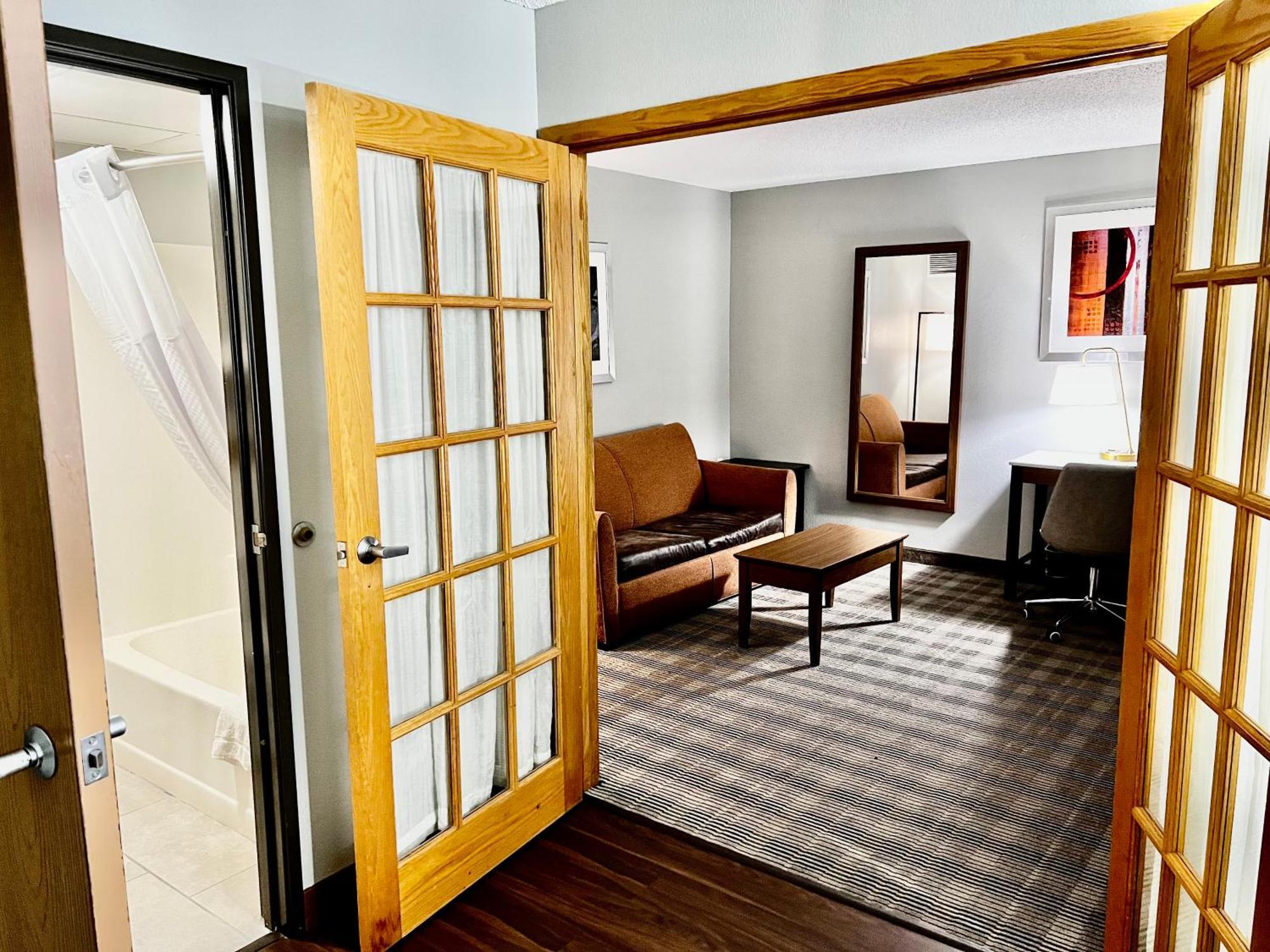 Americinn By Wyndham Shakopee Near Canterbury Park Room photo